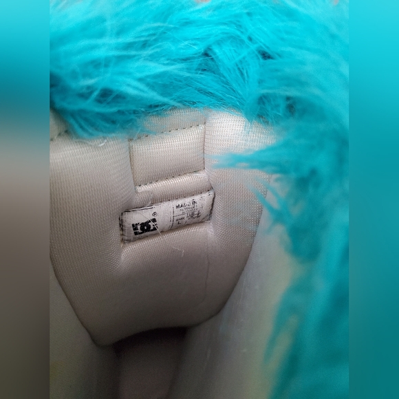 🩵🧡Rare Turquoise Dc Chalet Winter Boots Large🩵🧡 - Picture 3 of 8